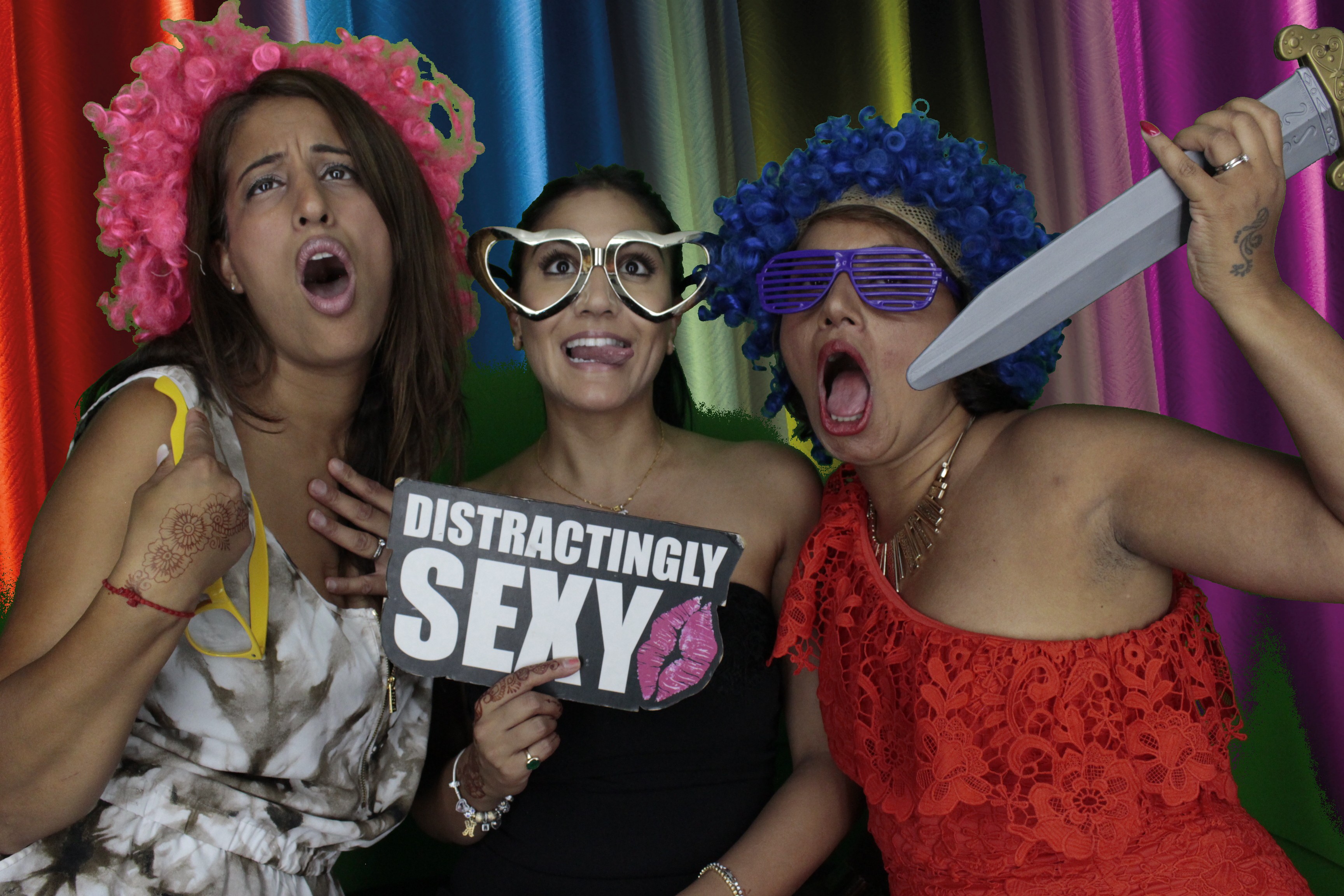 Bhavin & Yasmin’s Wedding | View more photos from the event at gallery.myphotoboothexperience.co.uk/u/MyPhotoBoothExperienceLtd/Bhavin-Yasmin’s-Wedding